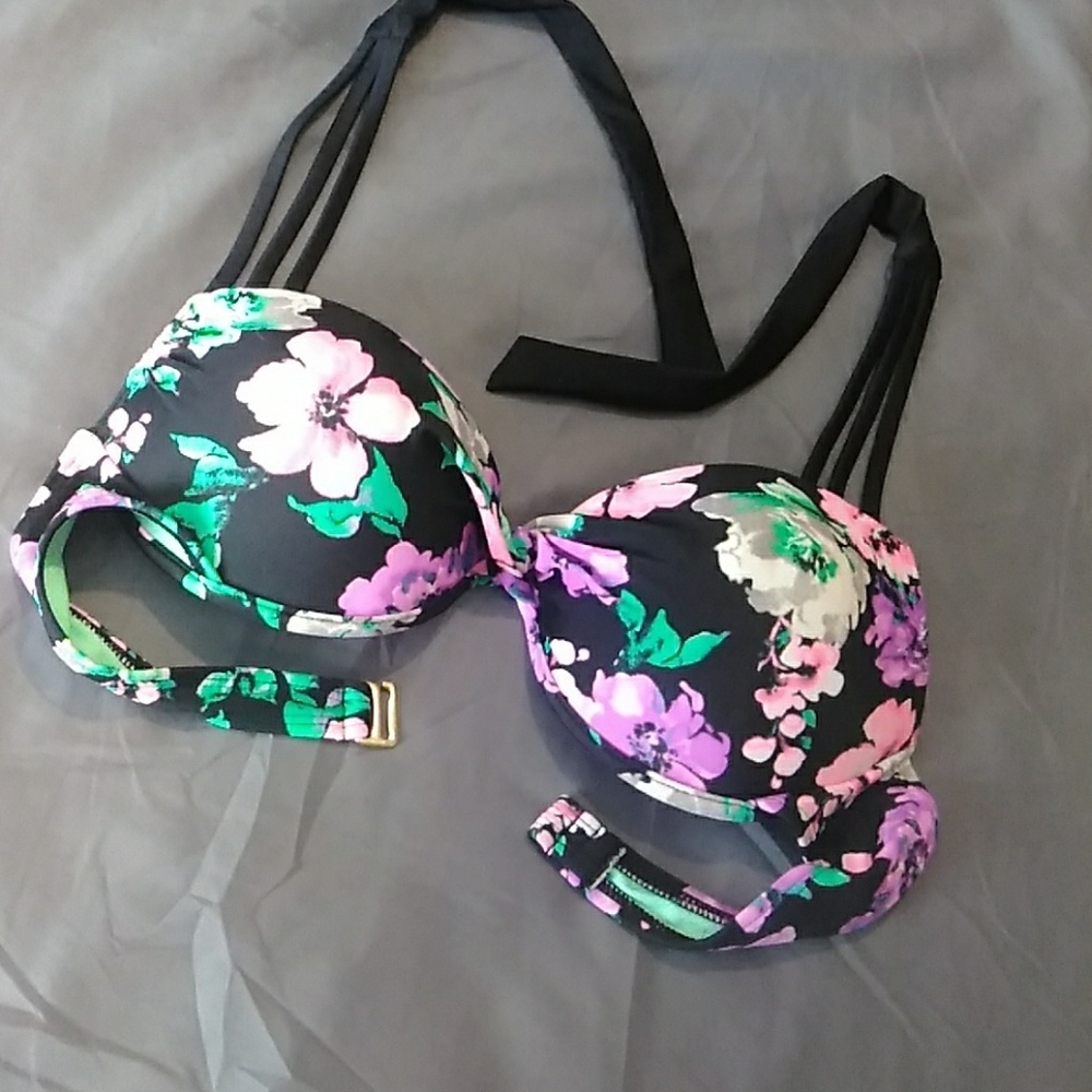 California waves floral top